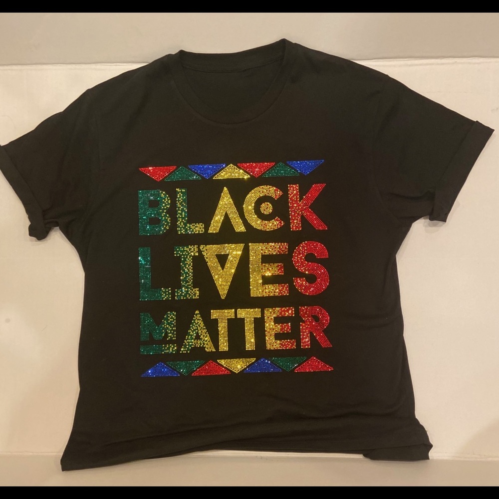 Black Lives Matter Unisex T-shirt